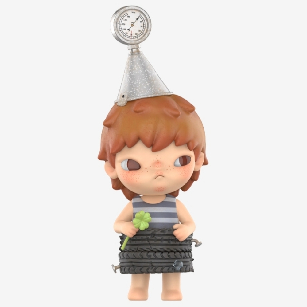 Hirono Echo Series Figures - NIB - Get Lucky